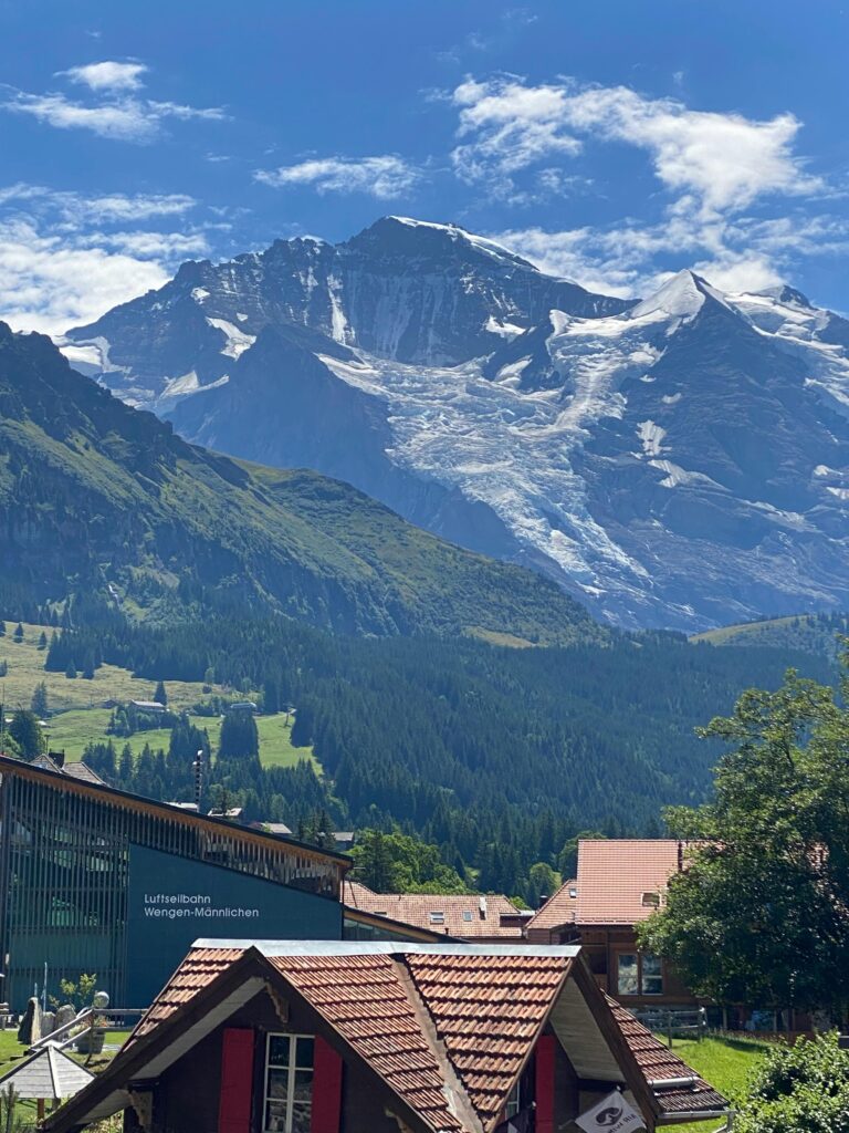 Alpejska panorama w Wengen